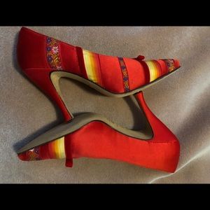 Vintage Anthro Cynthia Rowley velvet & silk heels